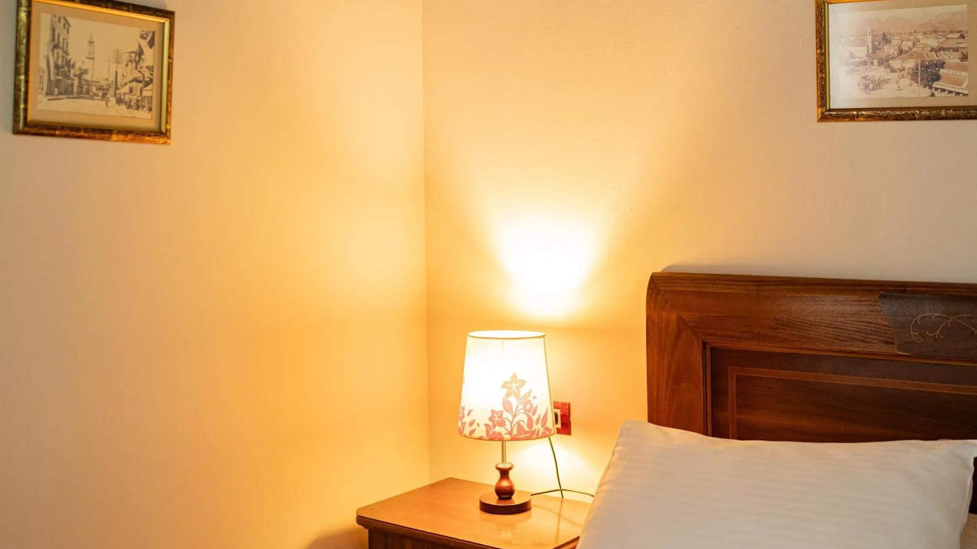 **** Hotel Villa Belvedere Škalngur Albanien