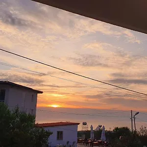 Mihal Sarandë